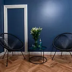 Barbacan Suites - Old Town Apartments - By Upstairs