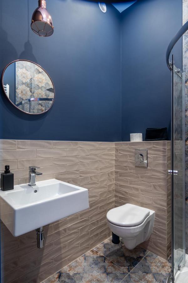 Barbacan - Old Town - By Upstairs Apartment Krakau