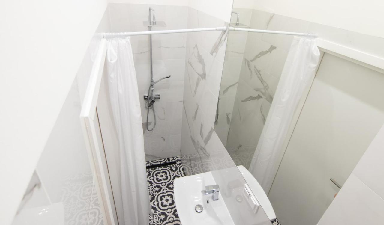 Apartment Barbacan - Old Town - By Upstairs